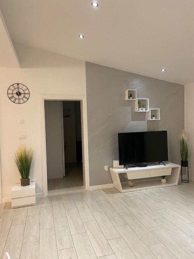 Apartman Mili Baška Voda Exterior foto